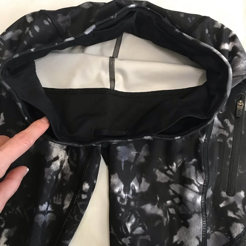 Lululemon Sun Runner Crop Leggings